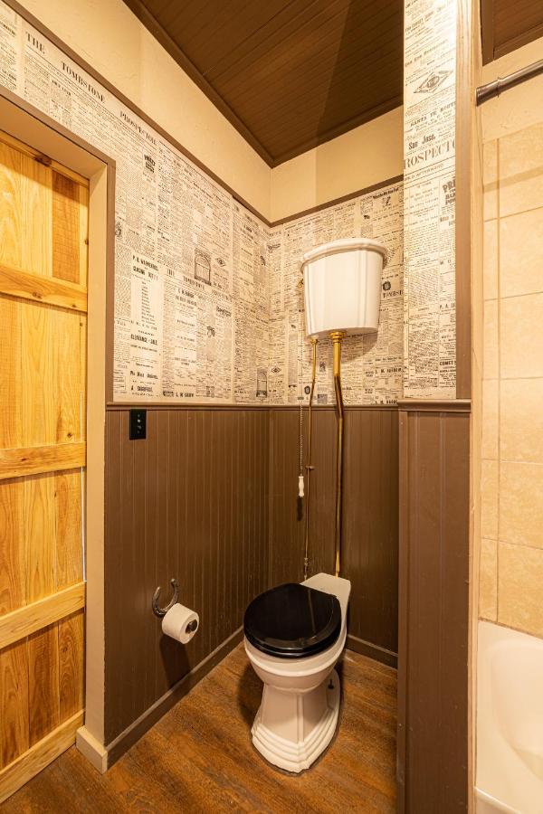 -Pet Friendly- Miners Cabin #6 - King Bed With Private Balcony Tombstone Eksteriør billede